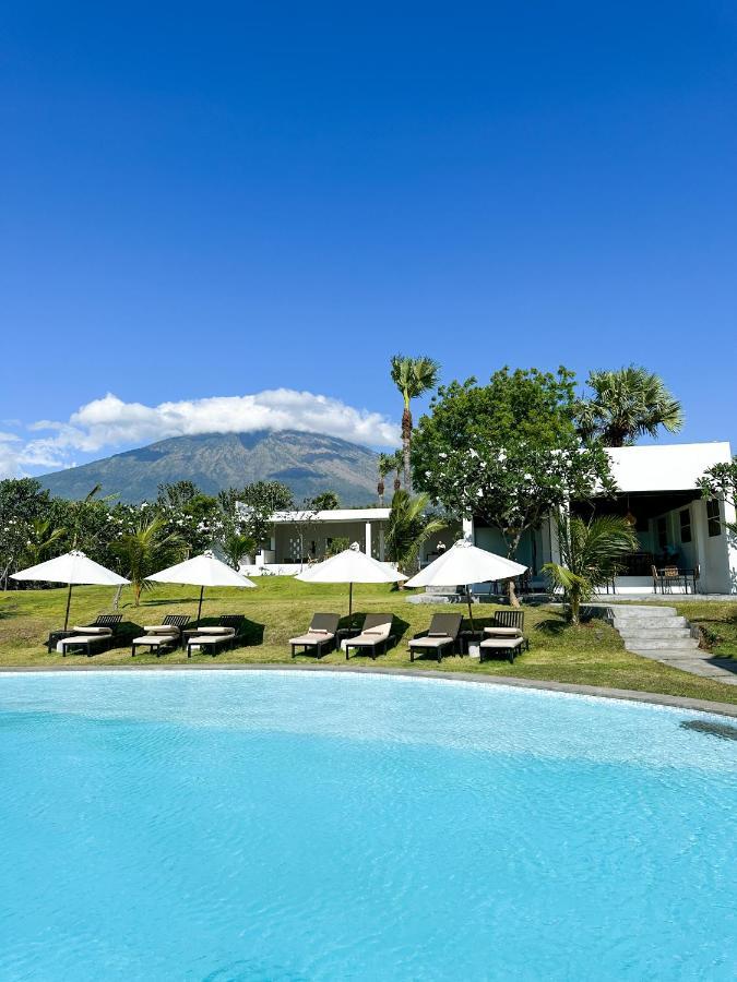 Palm Springs Bali Dive Resort Tulamben Exterior foto